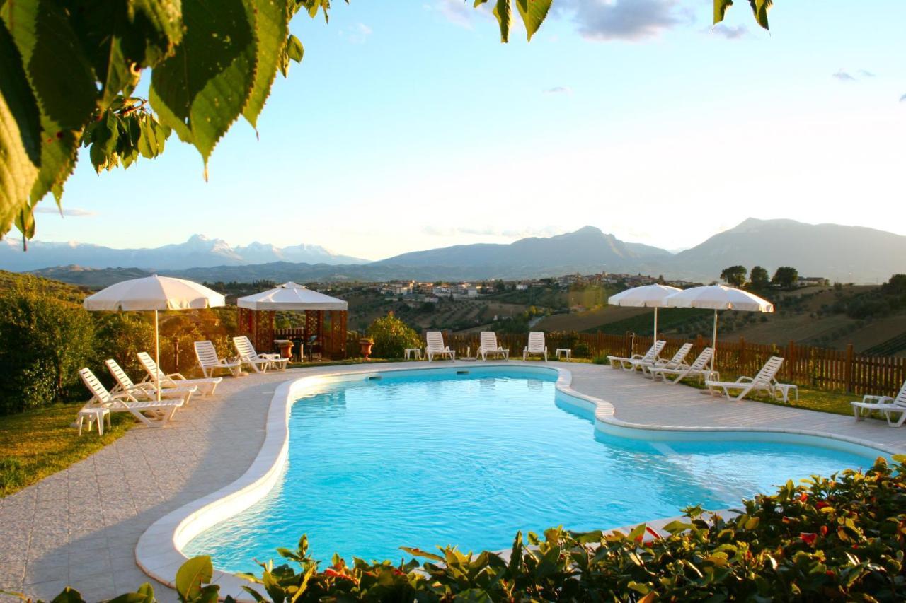 Torano Nuovo Agriturismo Villa Fiore מראה חיצוני תמונה